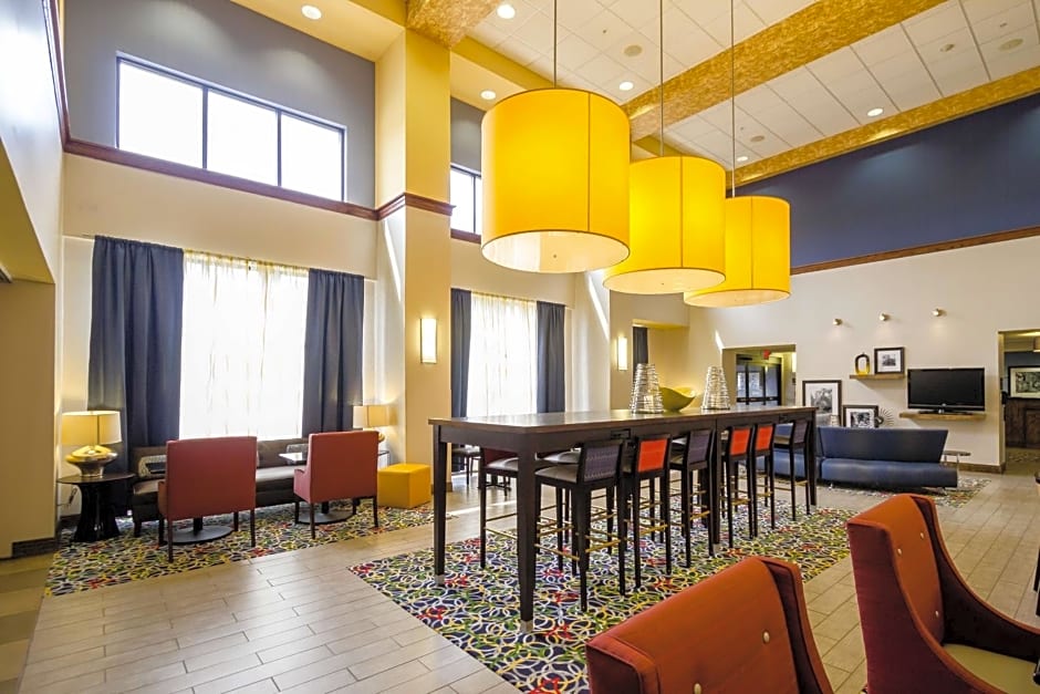 Hampton Inn By Hilton & Suites Natchez