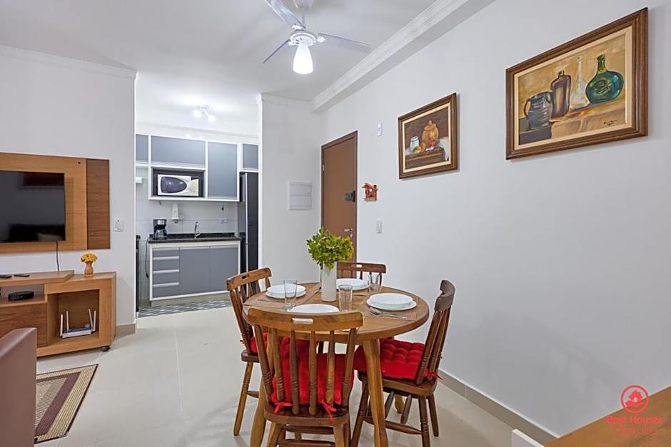 BH29: 1 Quadra d Praia, Ar, Churrasqueira, Piscina