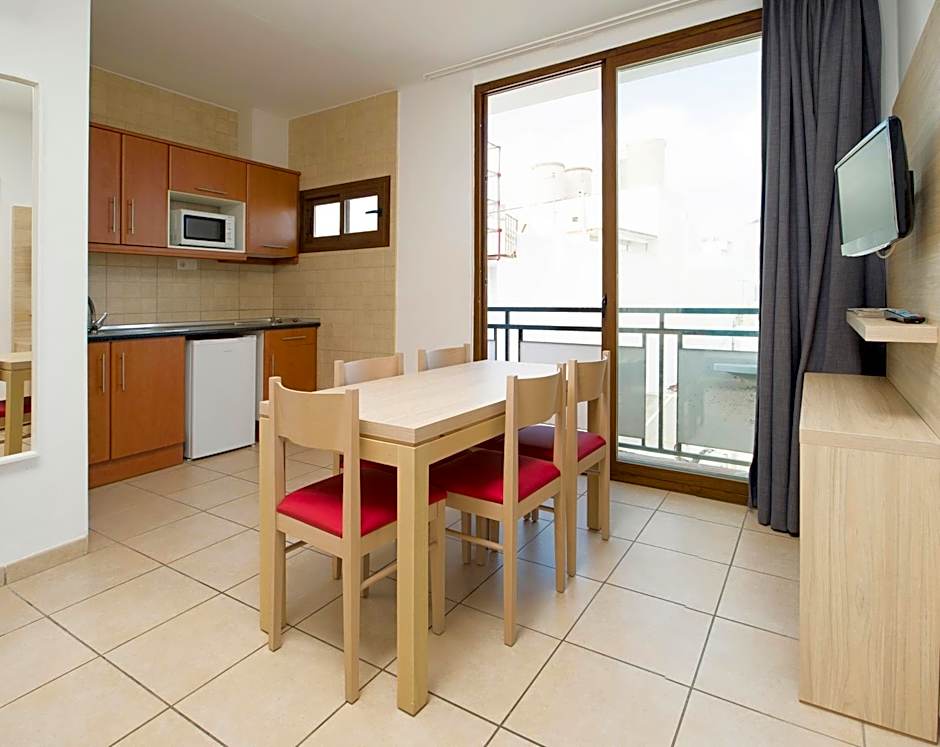 Apartamentos Tramuntana