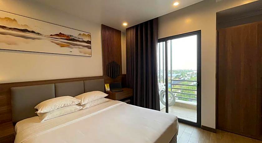 Zen Riverside Hotel n Residences