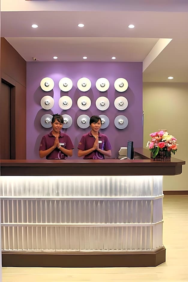 Sawasdee Hotel @ Sukhumvit Soi 8