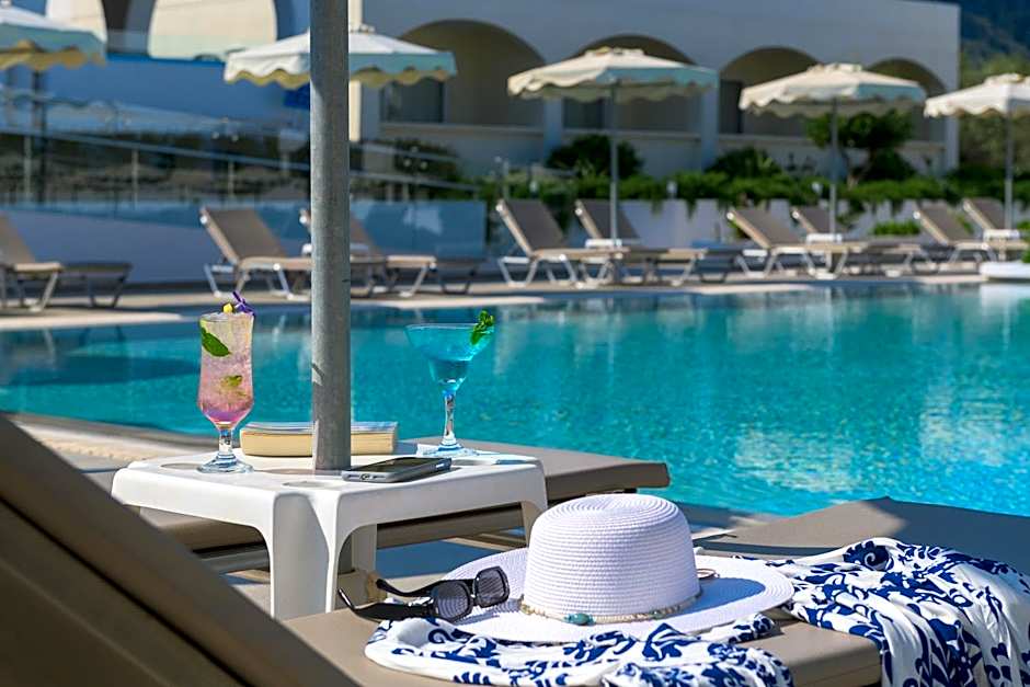 Hotel Niriides Beach