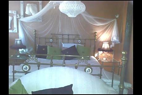 Private En-Suite Rooms Lux