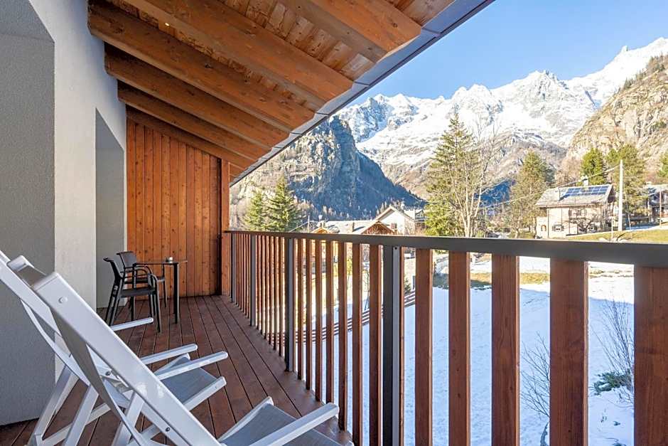 Grand Hotel Courmayeur Mont Blanc, by R Collection Hotels