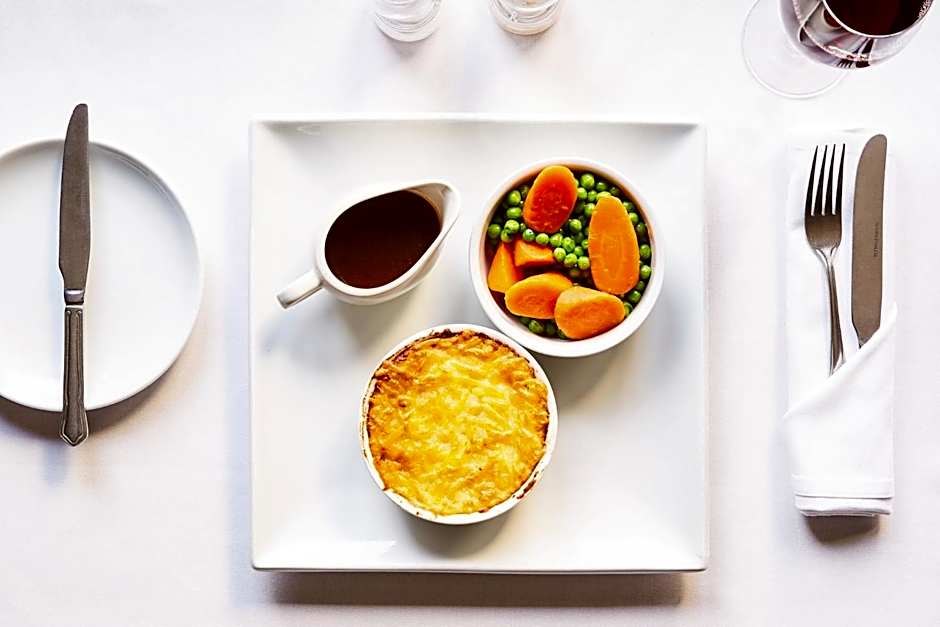 Mercure Newbury West Grange Hotel