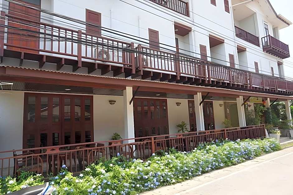 Sri Chiang Khan Hotel
