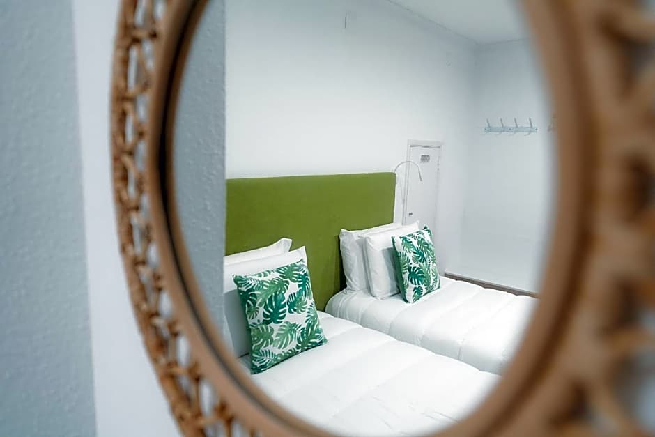 Douro Garden - Authentic Portuguese Guesthouse