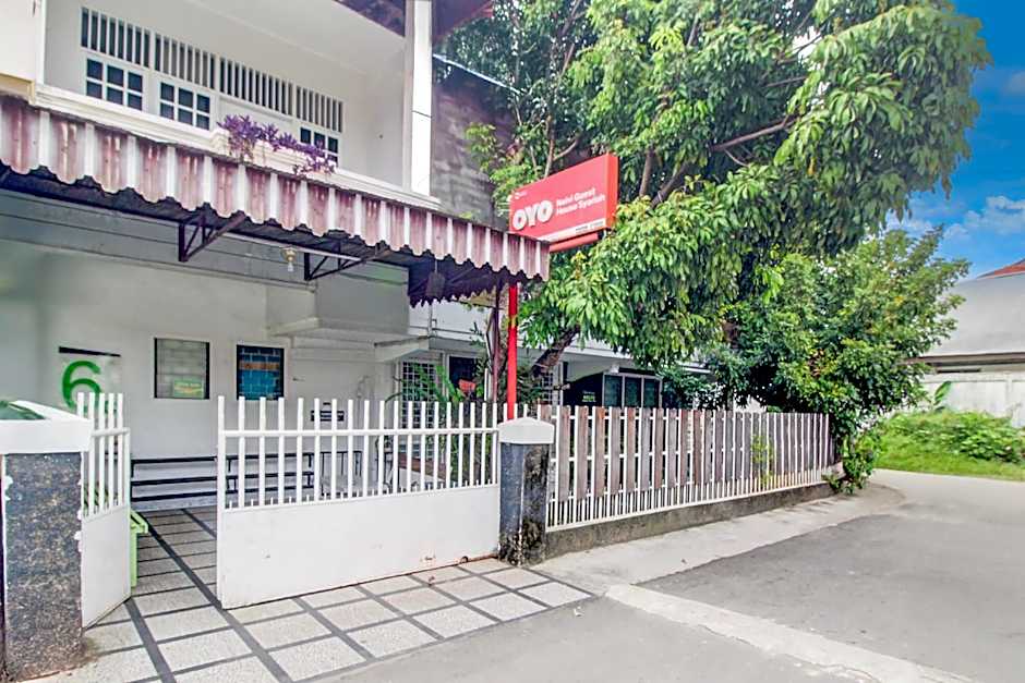 OYO 433 Nelvi Guest House Syariah