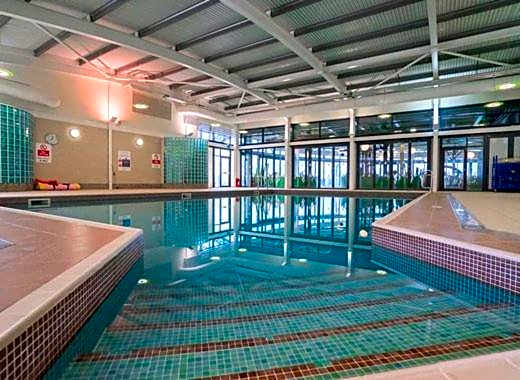 53A kingfisher court tattershall lakes luxury hot tub holidays