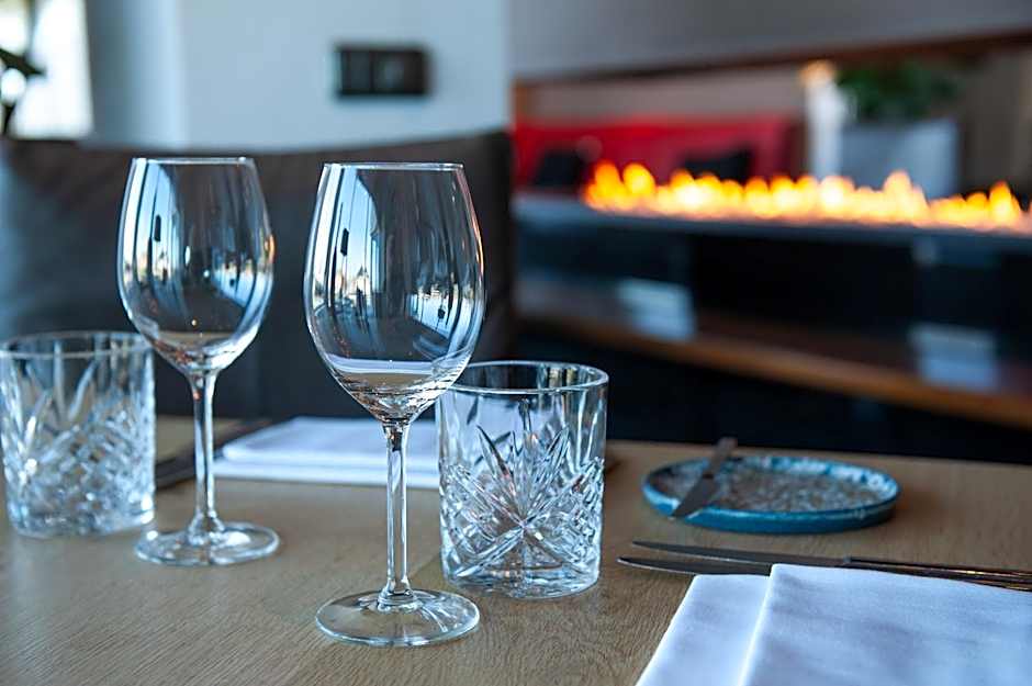 De Zon Hotel & Restaurant by Flow