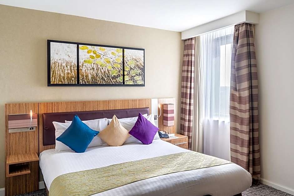 Holiday Inn Stevenage By IHG