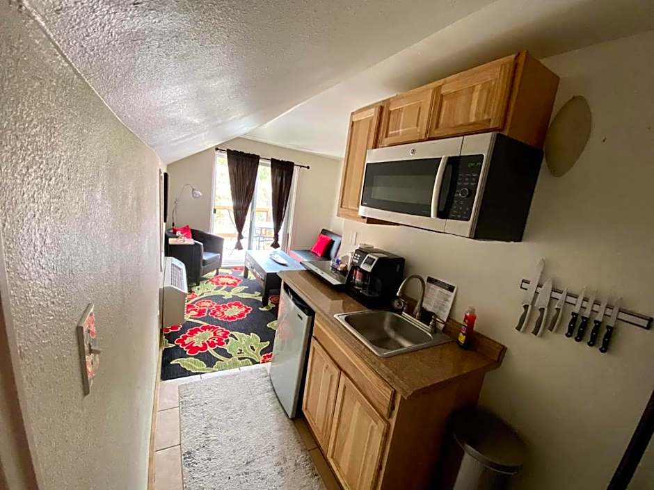 Green Mountain Falls Lodge