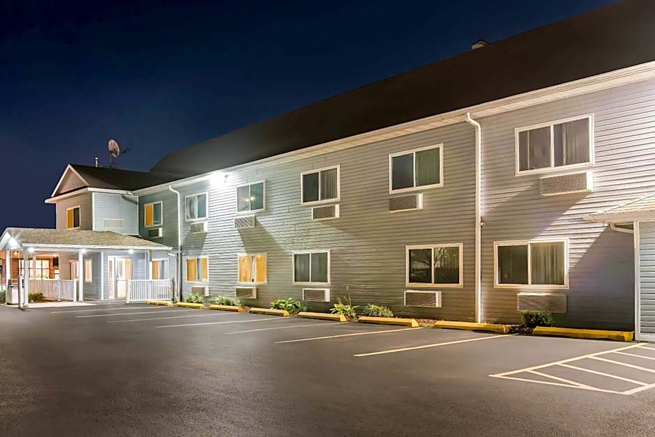 Days Inn by Wyndham Ames