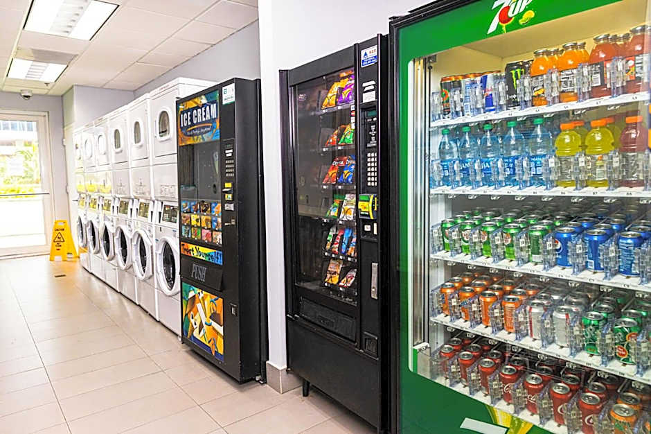 Modern and Luxurious Brickell Studio