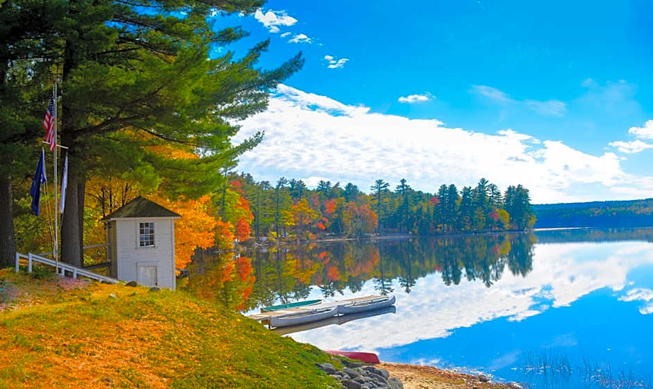 Wolf Cove Inn