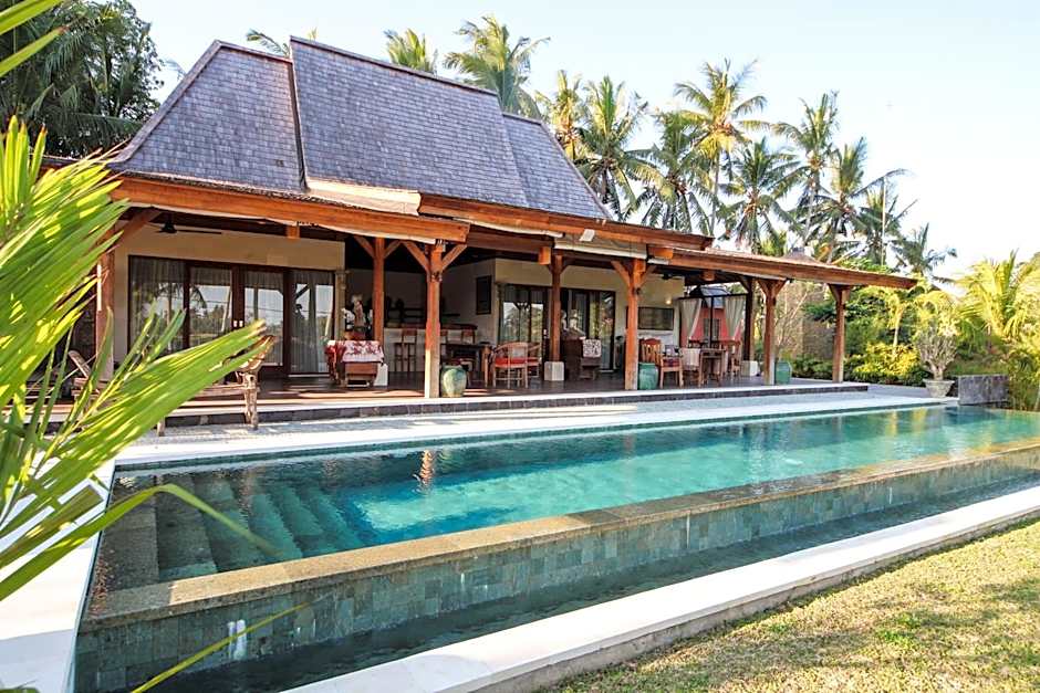Villa Taman Kanti - 2 Bedroom private villa with swimming pool