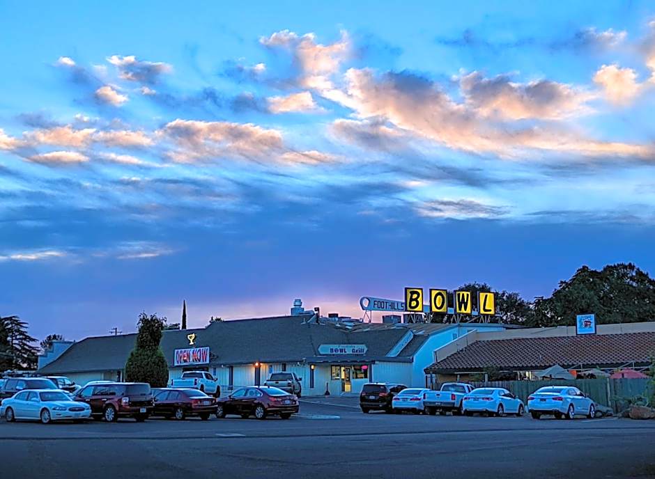 Foothills Motel