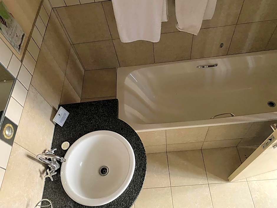 Mapungubwe Hotel Apartments Marshalltown