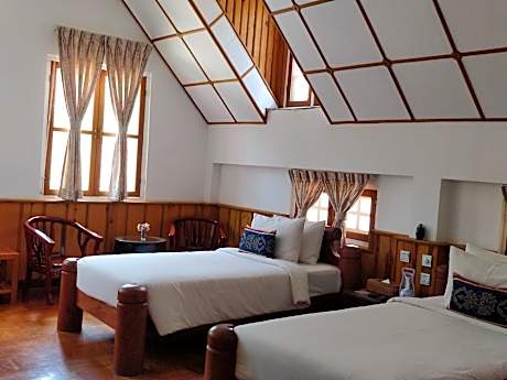 Comfort Twin Room
