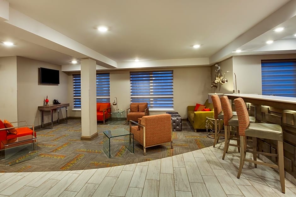 Holiday Inn Express & Suites Fredericton