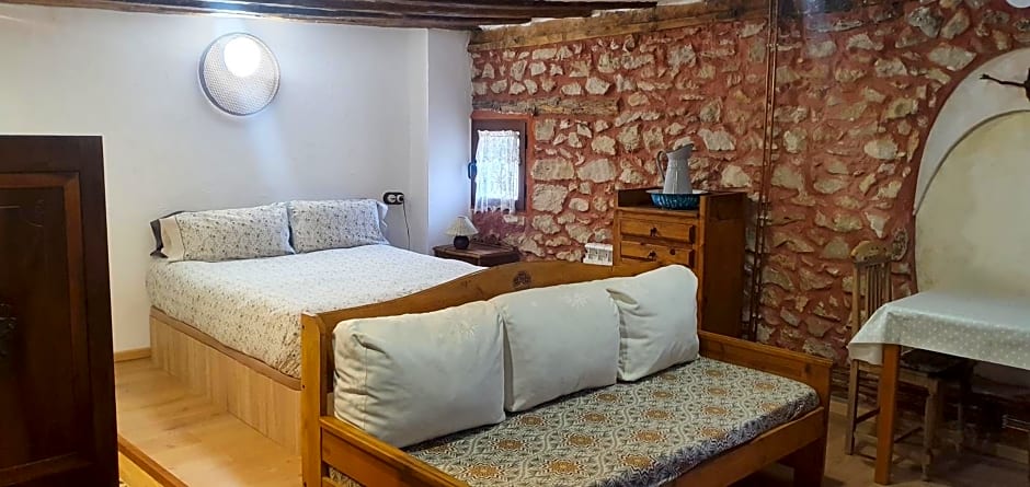 CASA RURAL EL BÚ - B&B Alto Tajo Alojamiento Rural Guadalajara