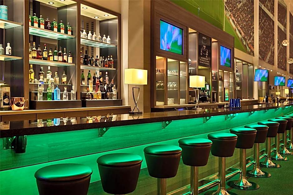 The Curve Hotel BayArena