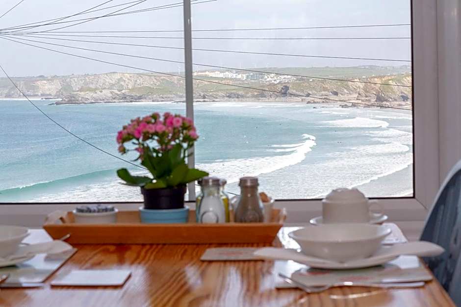 Cliff House B&B & The Moorings Apartments