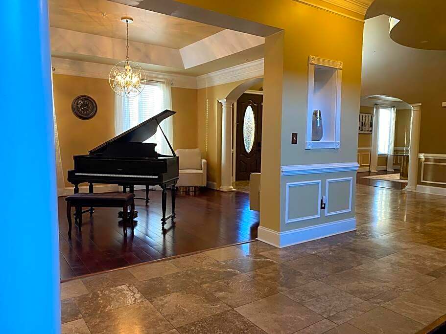 Luxury Mansion near WashingtonDC BnB