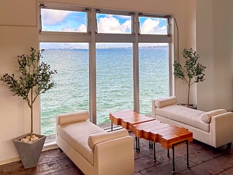 Golden Sun Beach Hotel - Vacation STAY 27729v