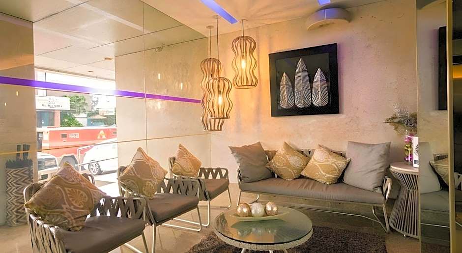 Goldberry Suites & Hotel Mactan