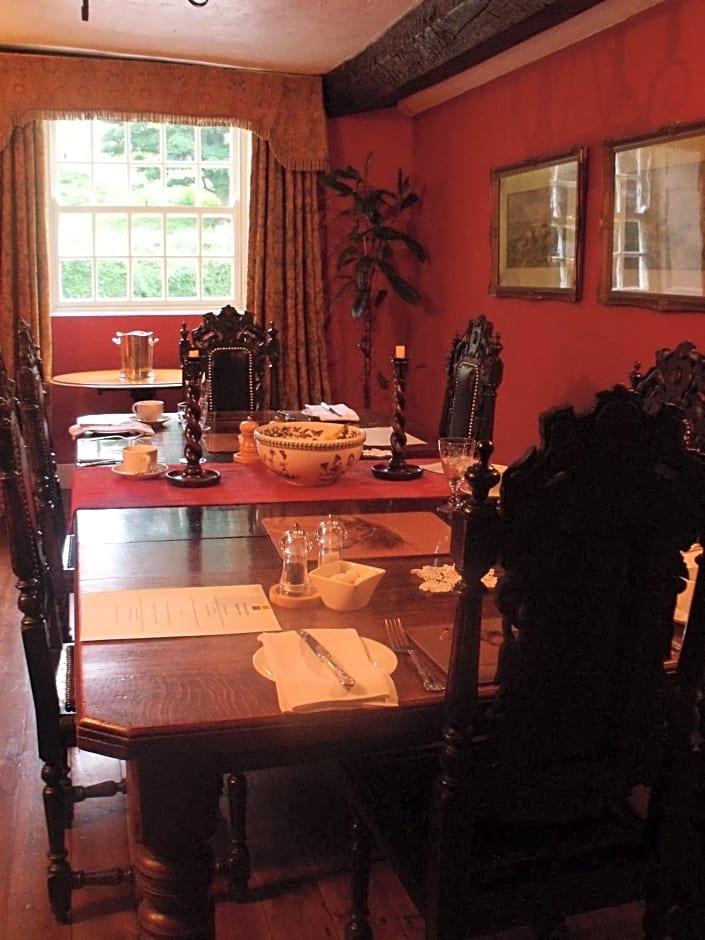 Braithwaite Hall Bed & Breakfast