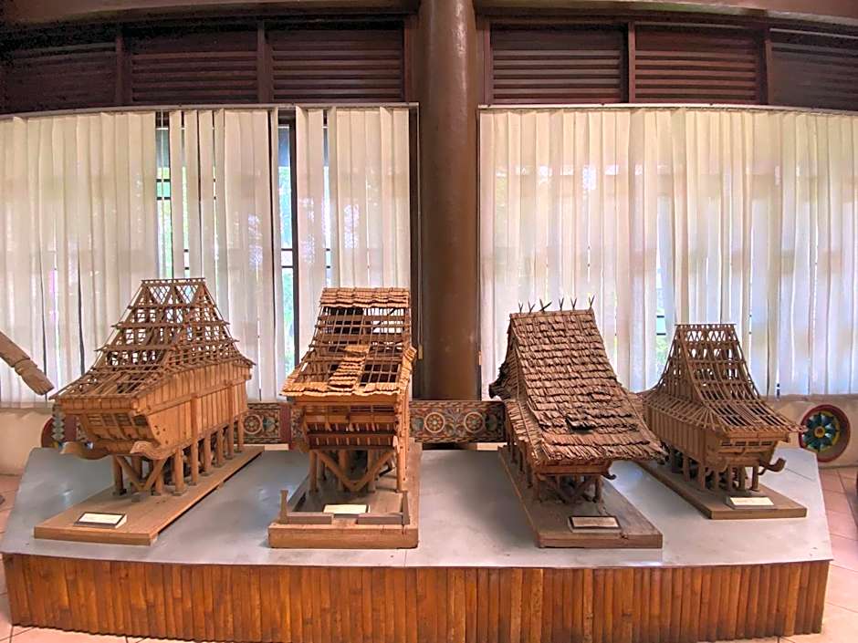 Harus Damai Inn
