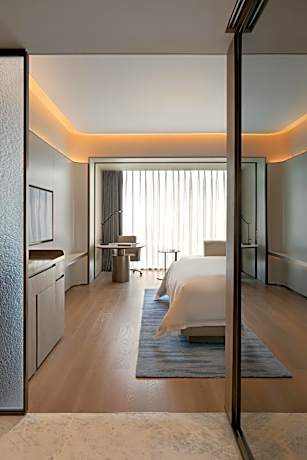 King Room - Mobility Accessible