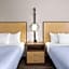 La Quinta Inn & Suites by Wyndham Ft. Pierce