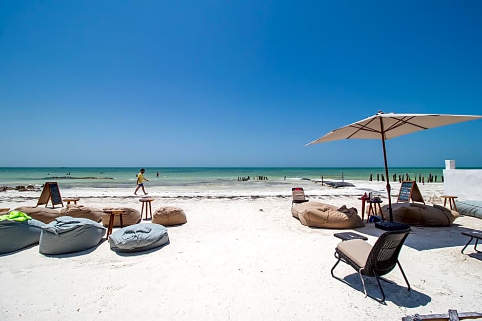 HAU Holbox, Oceanfront Boutique Hotel