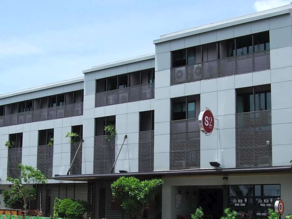 S2 Hotel
