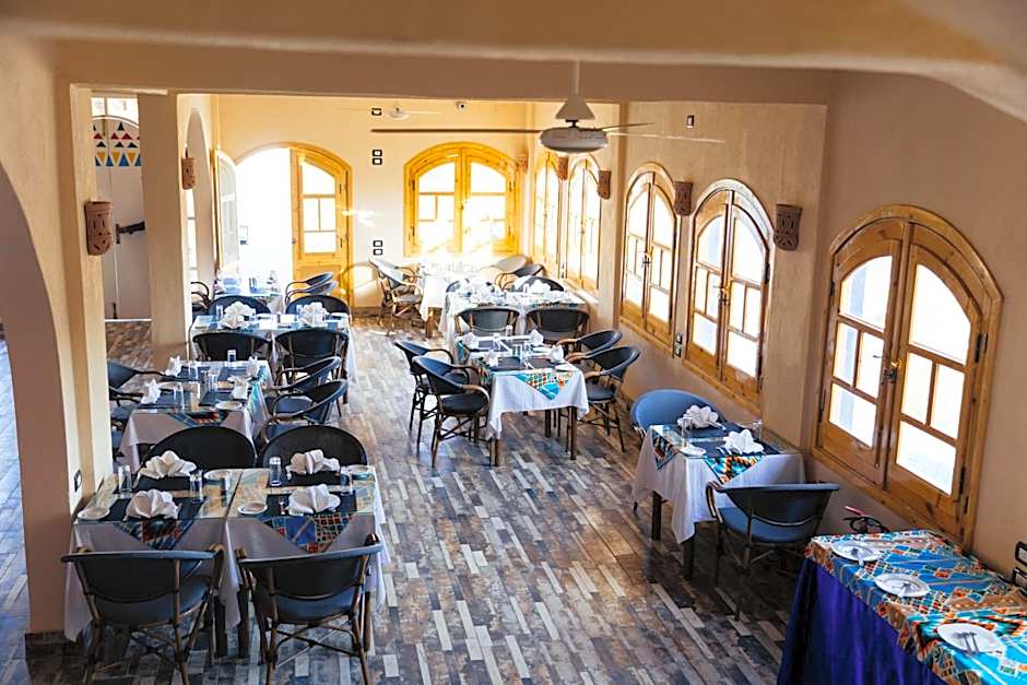 ACHERTOD Nubian House