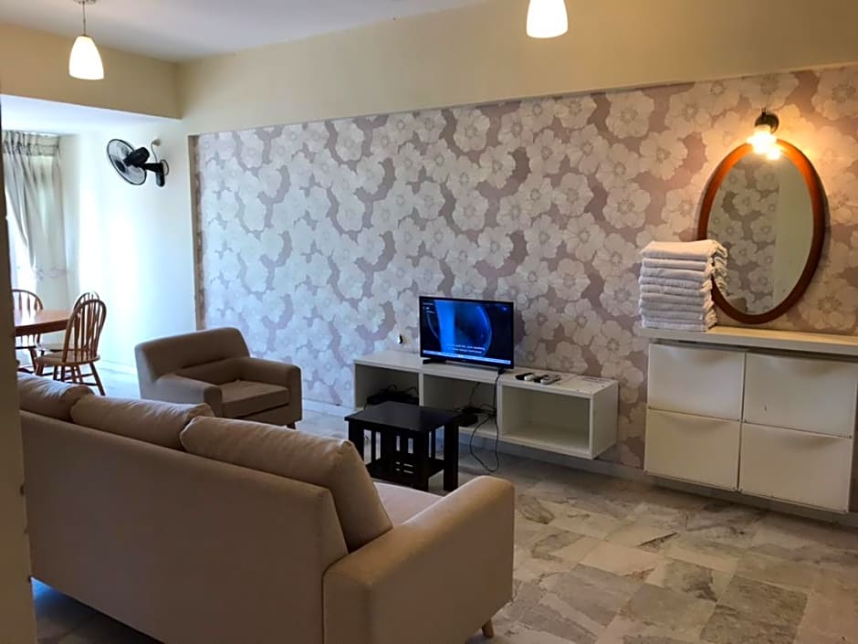 Century Suria Service Suite Apartment