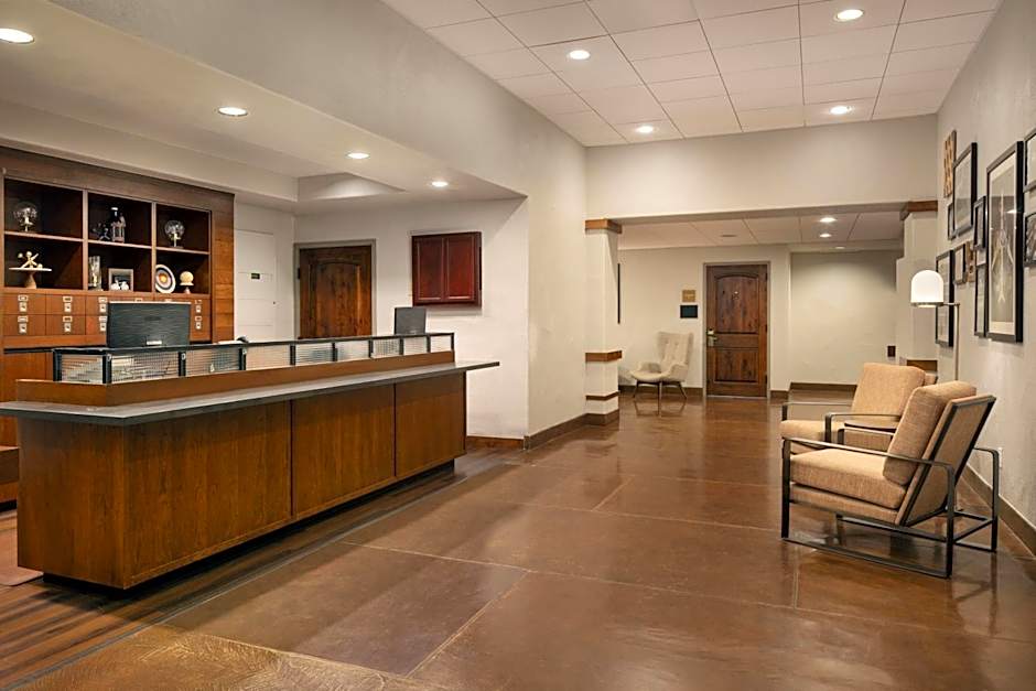 Four Points By Sheraton Tucson Airport