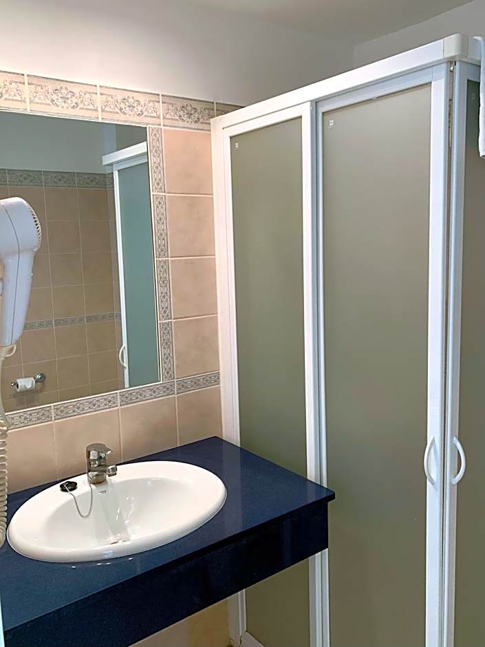 Hotel Jeni & Restaurant