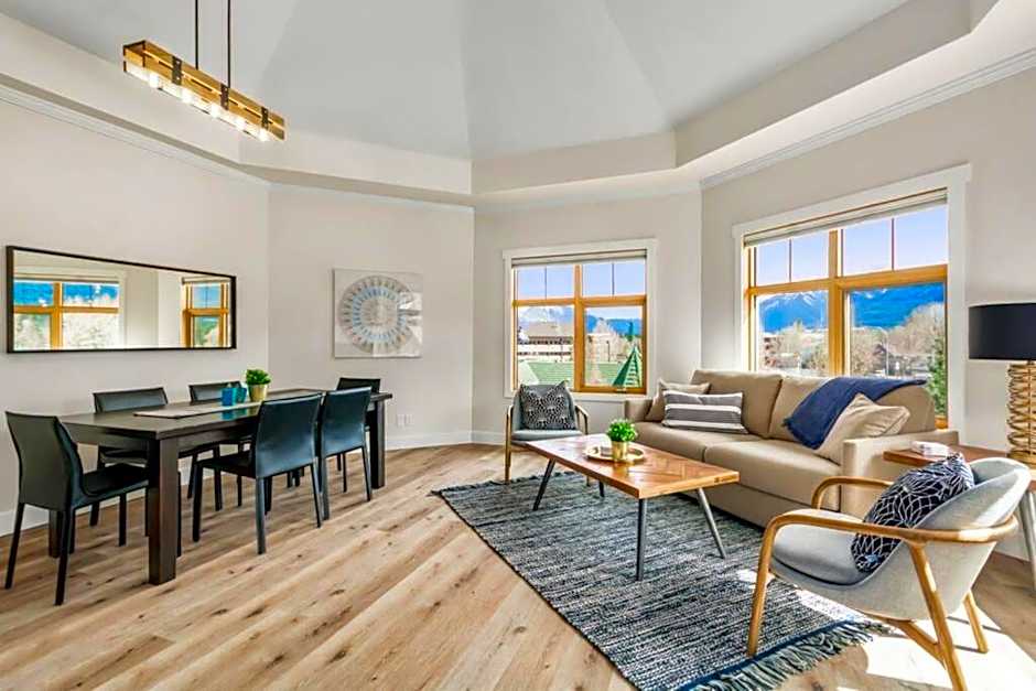 The Grand Escape Downtown Canmore