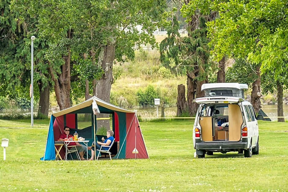 Whanganui River Top 10 Holiday Park