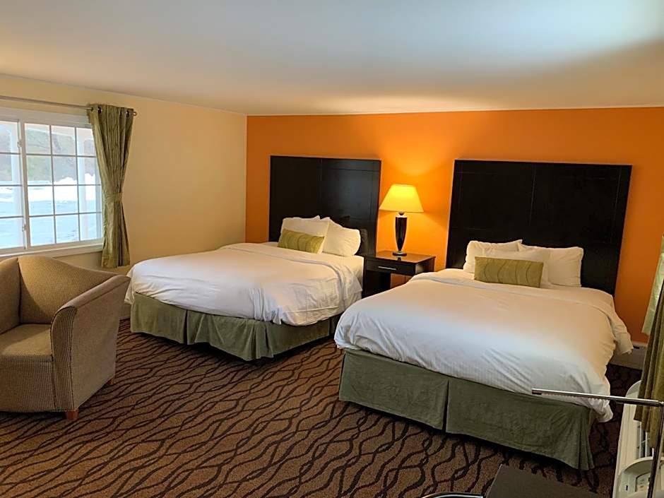Four Winds Country Motel