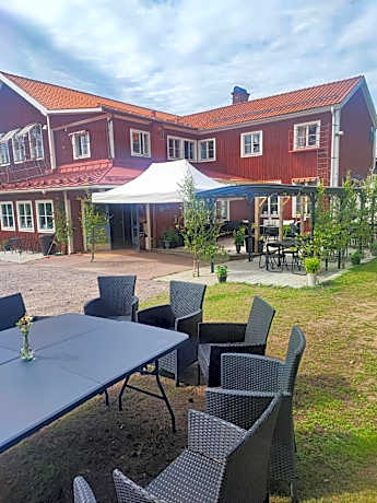 Sjugare Gård Bed & Breakfast