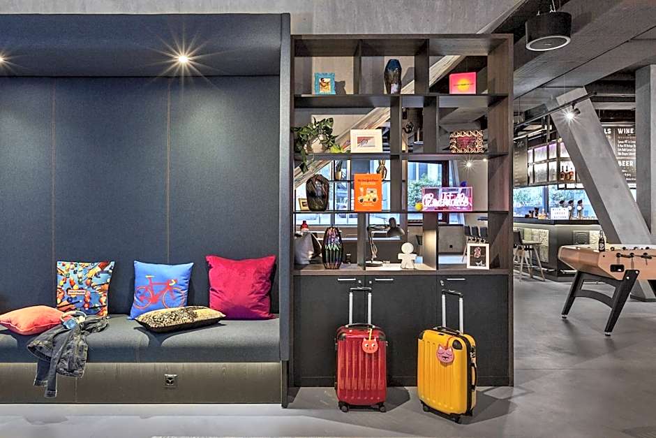 Moxy Lausanne City