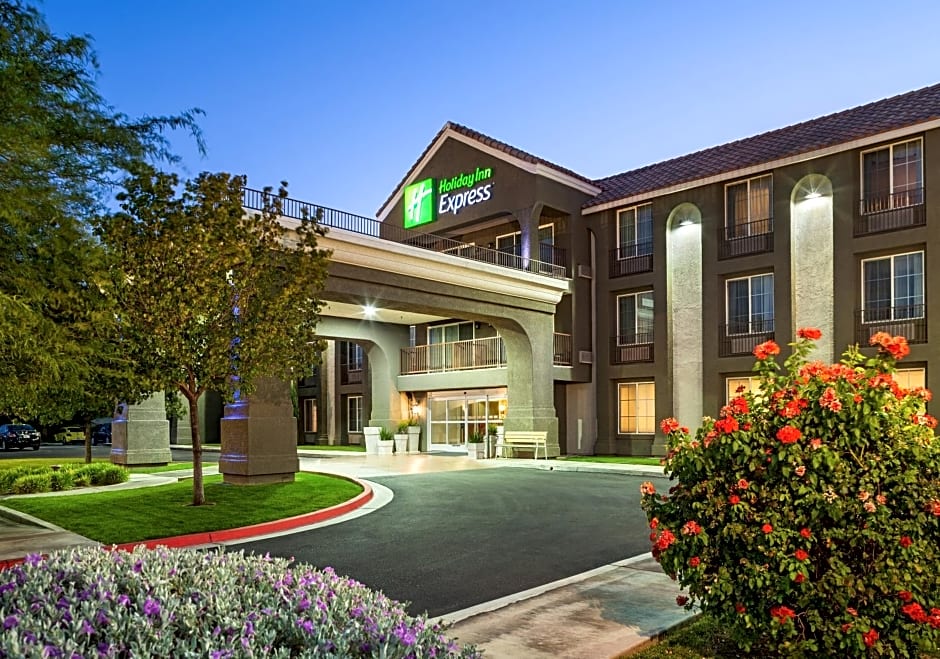 Holiday Inn Express Lancaster By IHG