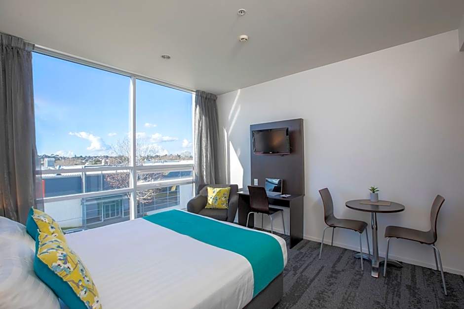 Quest Henderson Serviced Apartments