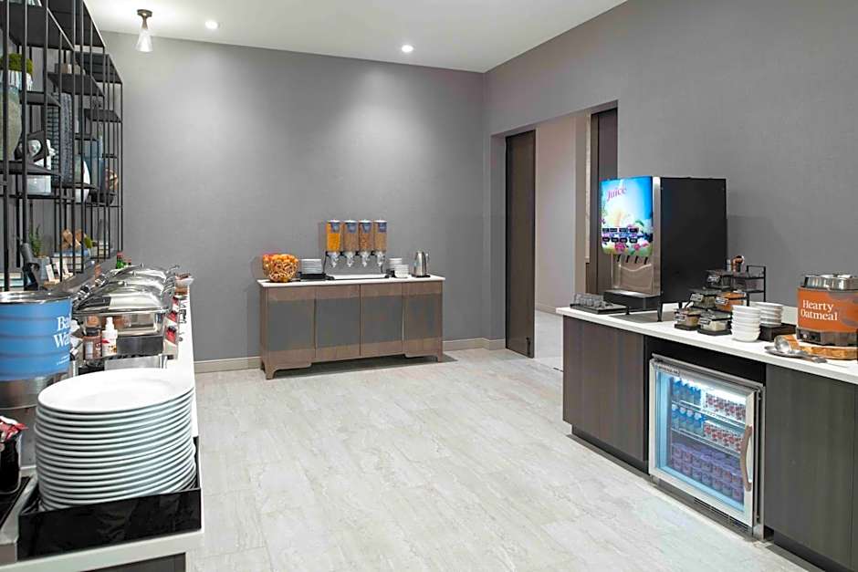 Homewood Suites By Hilton Boston Logan Airport Chelsea