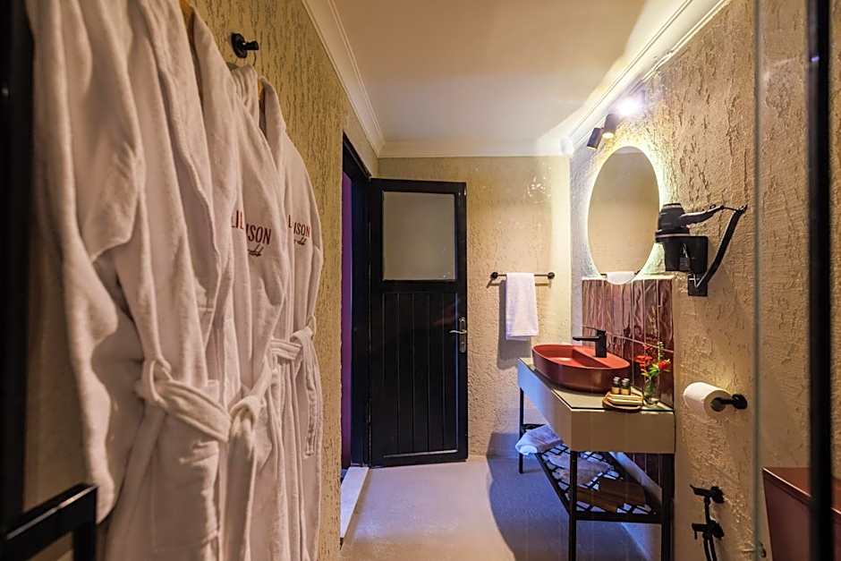 Lill Maison Hotel & City Club