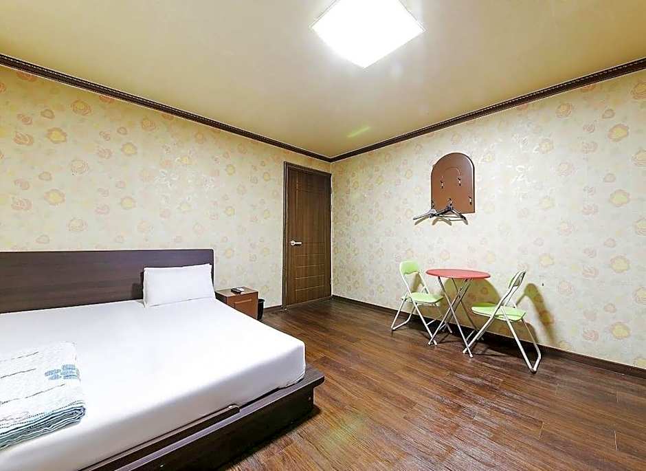 Sangmu Motel Gwangju